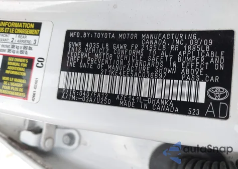 2010 Toyota Matrix S z USA, uszkodzony, nr VIN 2T1KE4EE5AC036697